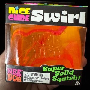 Needoh Swirl Super Solid Squish Orange